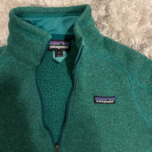 Patagonia Green Quarter-Zip Sweatshirt - Picture 6 of 9